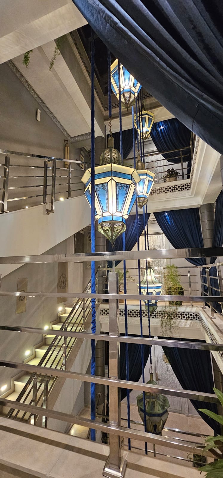 MYTH Design, Étoffes, Tissus, Accessoires & Lighting